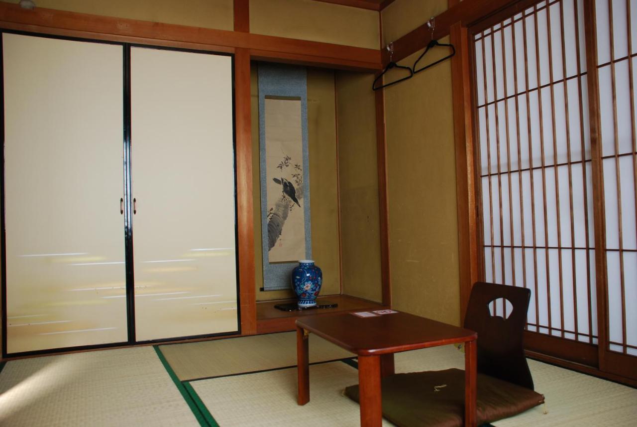 Tiny Guesthouse Umekoji 梅小路 Kioto Exterior foto